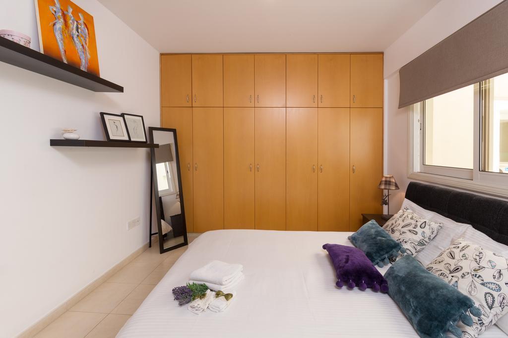 Elena Court Apt 401 Apartamento Larnaca Exterior foto